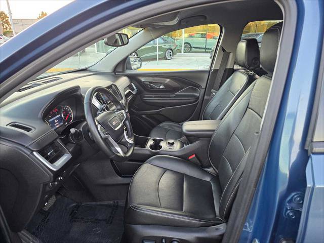 Used 2024 GMC Terrain SLT image 22