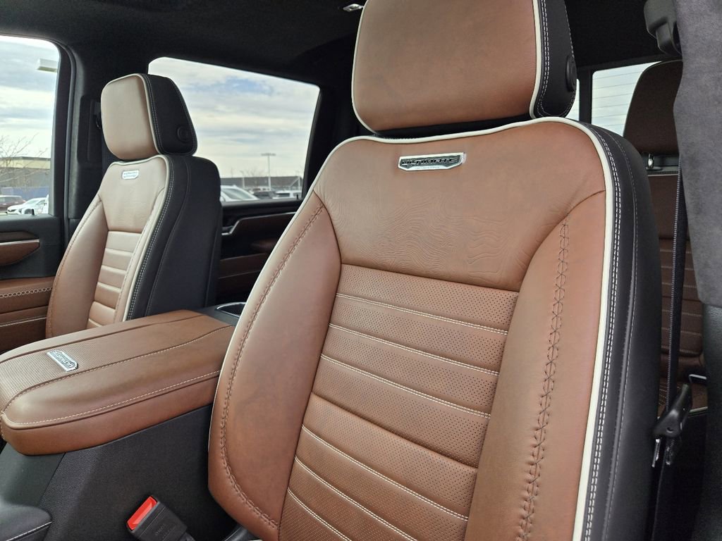New 2025 GMC Sierra 2500 Denali Ultimate image 18