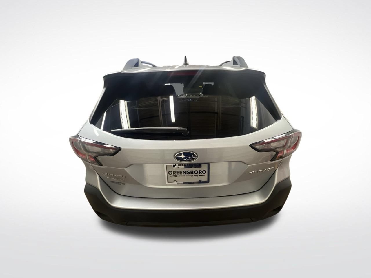 Used 2025 Subaru Outback Premium AWD/4WD image 4