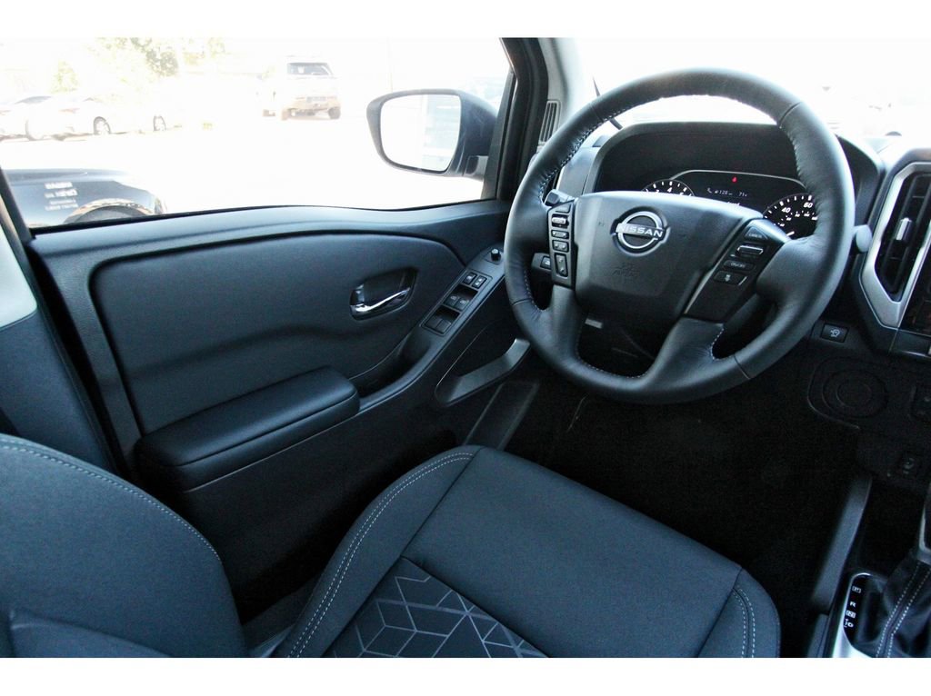 New 2026 Nissan Frontier SV w/ SV Convenience Package image 6