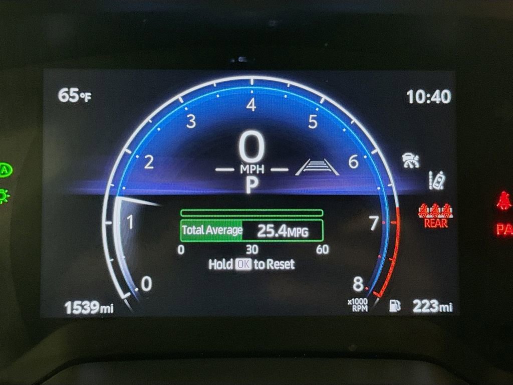 Used 2026 Toyota Corolla Cross LE AWD/4WD image 6
