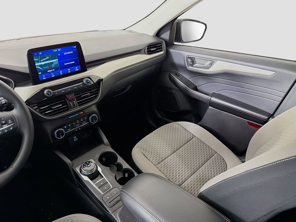 Used 2022 Ford Escape SE w/ SE Sport Appearance Package FWD image 25