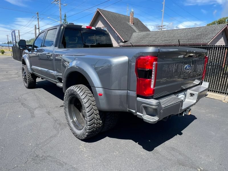 Used 2024 Ford F450 Lariat w/ Lariat Ultimate Package AWD/4WD image 17