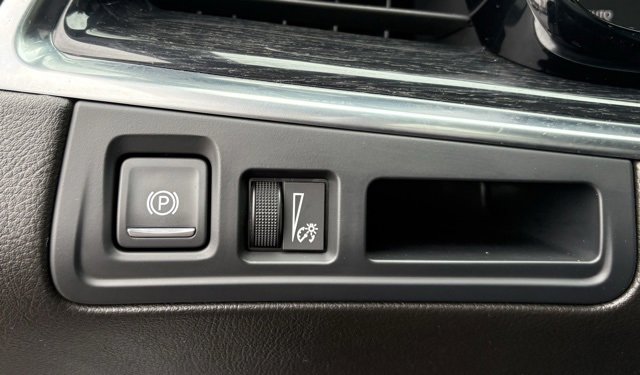 Certified 2023 Cadillac XT5 Premium Luxury image 23