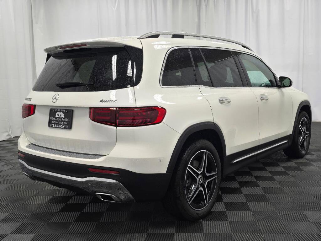 New 2026 Mercedes-Benz GLB 250 4MATIC image 6