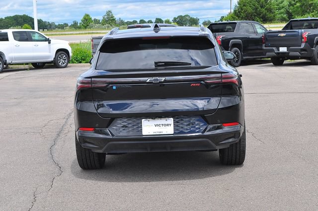 Used 2024 Chevrolet Equinox EV RS FWD image 4