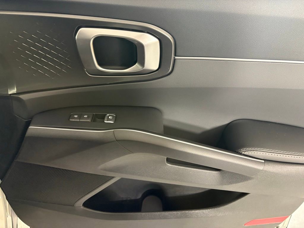 New 2026 Kia Sorento S image 12