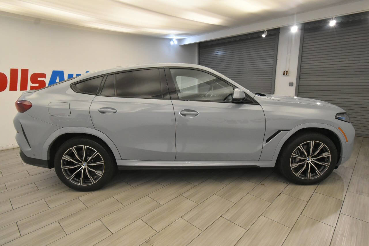 Used 2025 BMW X6 xDrive40i w/ Climate Comfort Package image 6