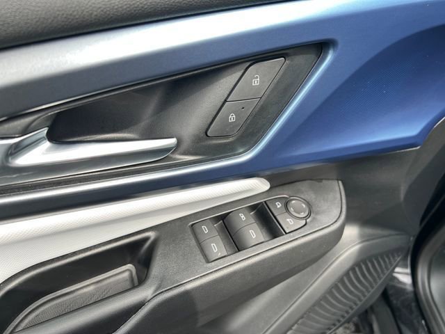 Certified 2024 Chevrolet Equinox EV LT FWD image 26