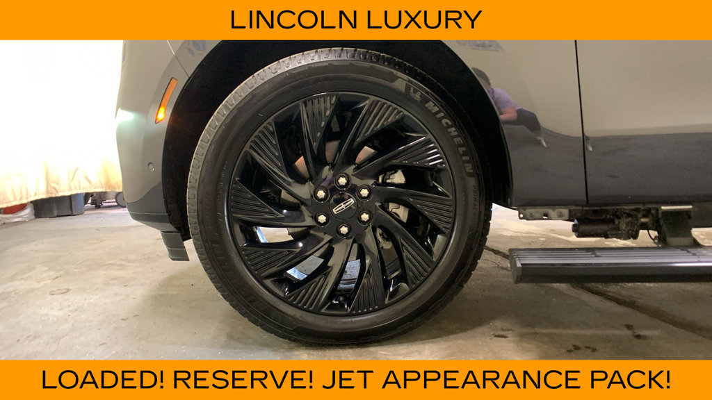Used 2025 Lincoln Navigator Reserve w/ Jet Appearance Package AWD/4WD image 51