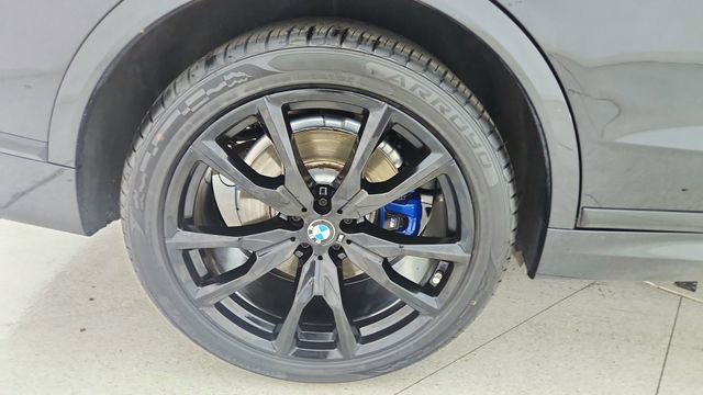 Used 2024 BMW X7 xDrive40i w/ M Sport Package image 66