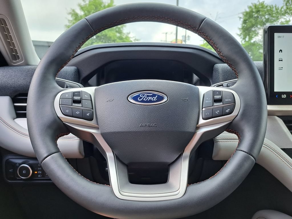 New 2026 Ford Explorer Active w/ Active Comfort Package AWD/4WD image 11
