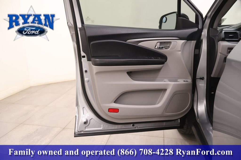 Used 2019 Honda Ridgeline RTL-T image 8