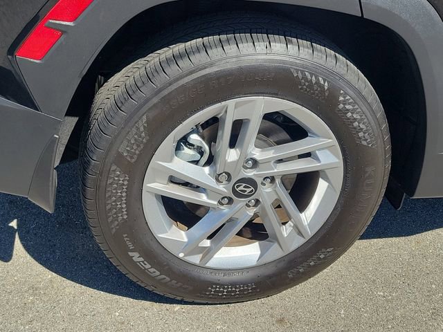 Certified 2025 Hyundai Tucson SE image 25