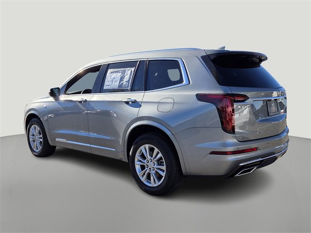 New 2025 Cadillac XT6 Luxury image 6