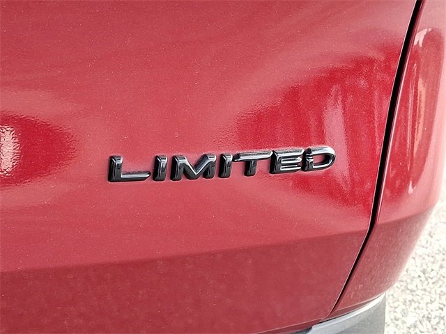 Used 2024 Toyota Grand Highlander Limited image 31