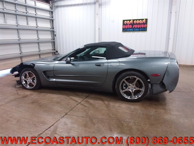 Used 2004 Chevrolet Corvette Convertible w/ Preferred Equipment Group RWD image 2