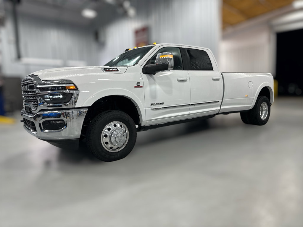 New 2025 RAM 3500 Limited image 47