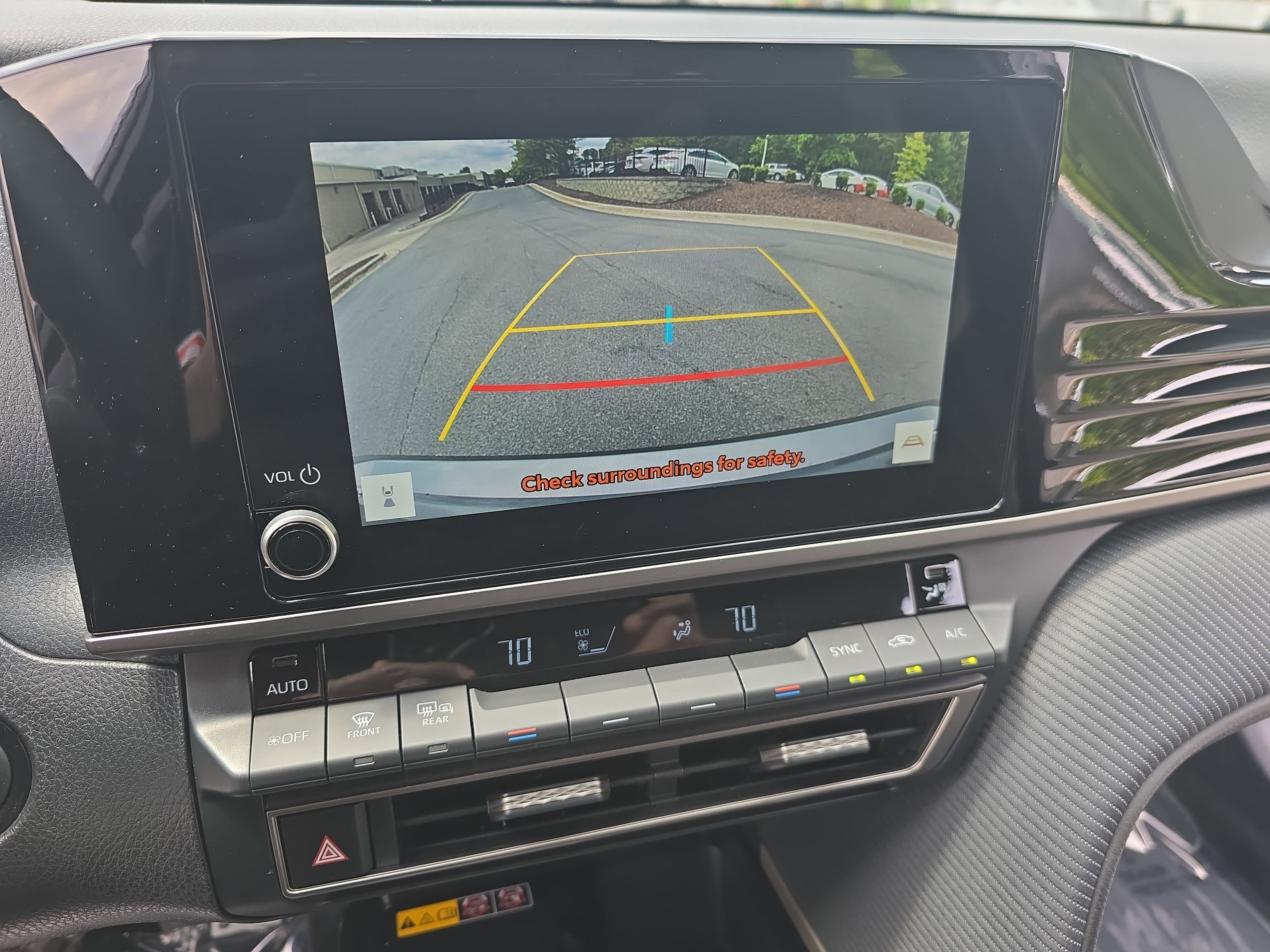 Used 2025 Toyota Camry SE w/ Convenience Package FWD image 25