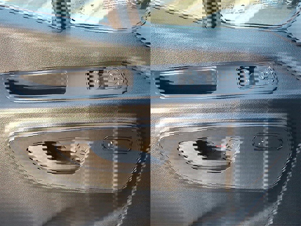 New 2025 Mercedes-Benz Sprinter 2500 image 9