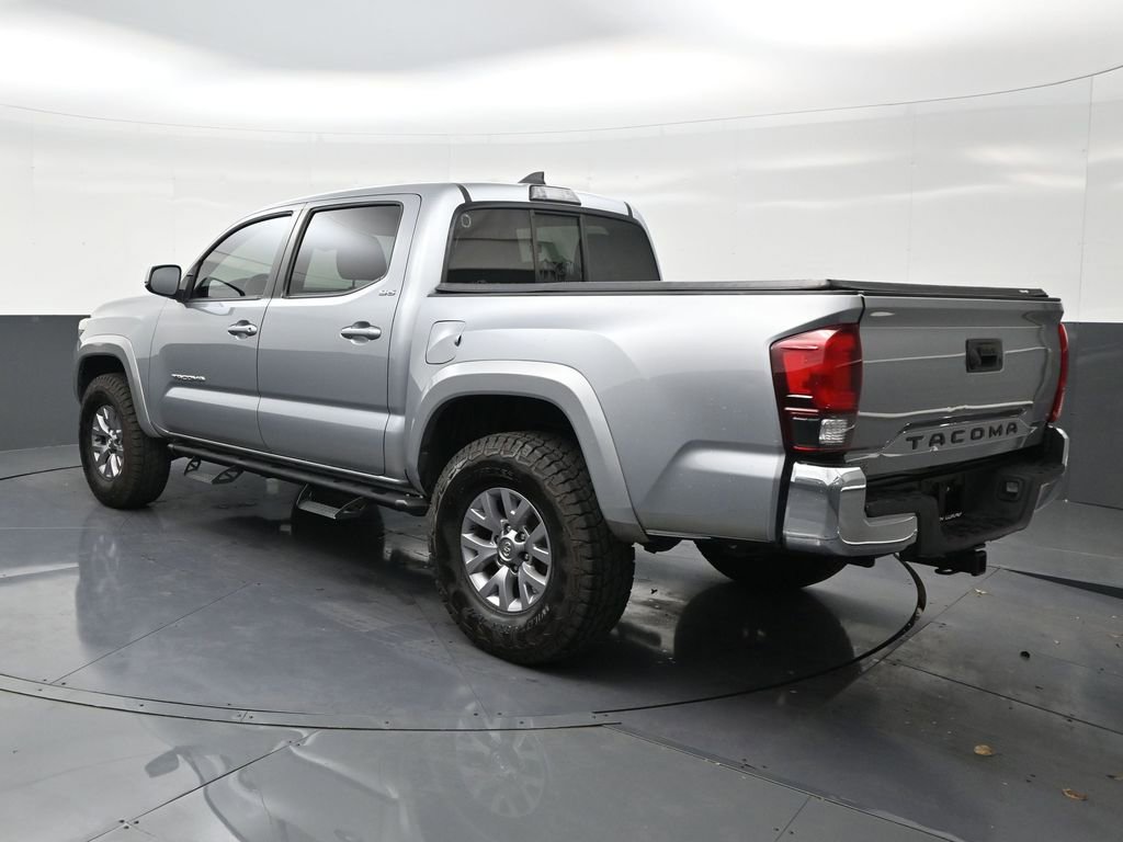 Used 2019 Toyota Tacoma SR5 w/ SR5 Appearance Package (SM) RWD image 3