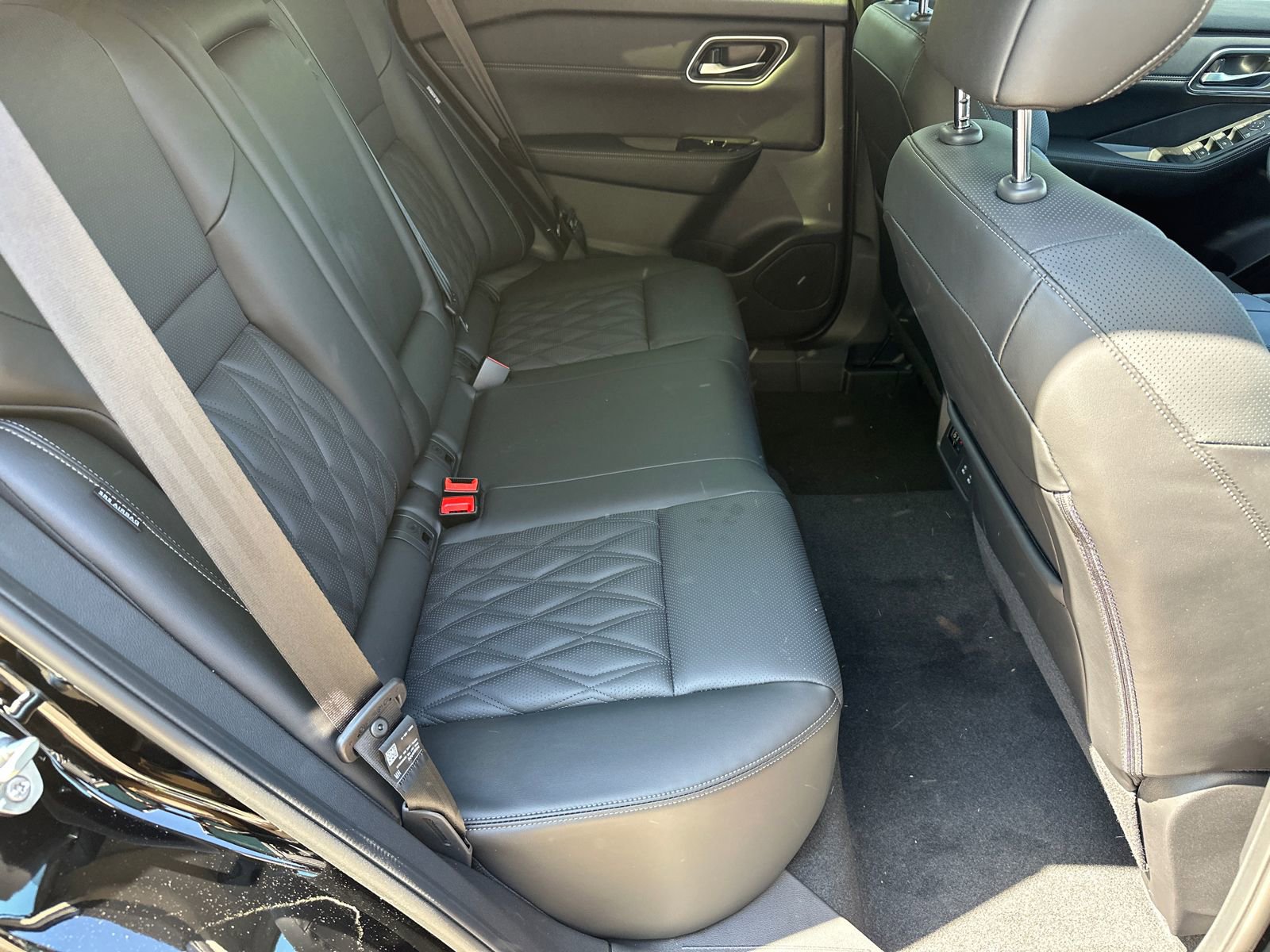 New 2026 Nissan Rogue Platinum w/ Tech Package image 12