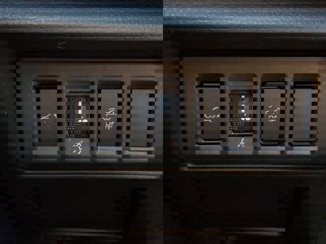 Certified 2025 Subaru Outback Touring XT w/ Tech Package 3 image 35