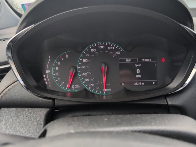 Used 2019 Chevrolet Trax LT w/ Sun & Sound Package image 32