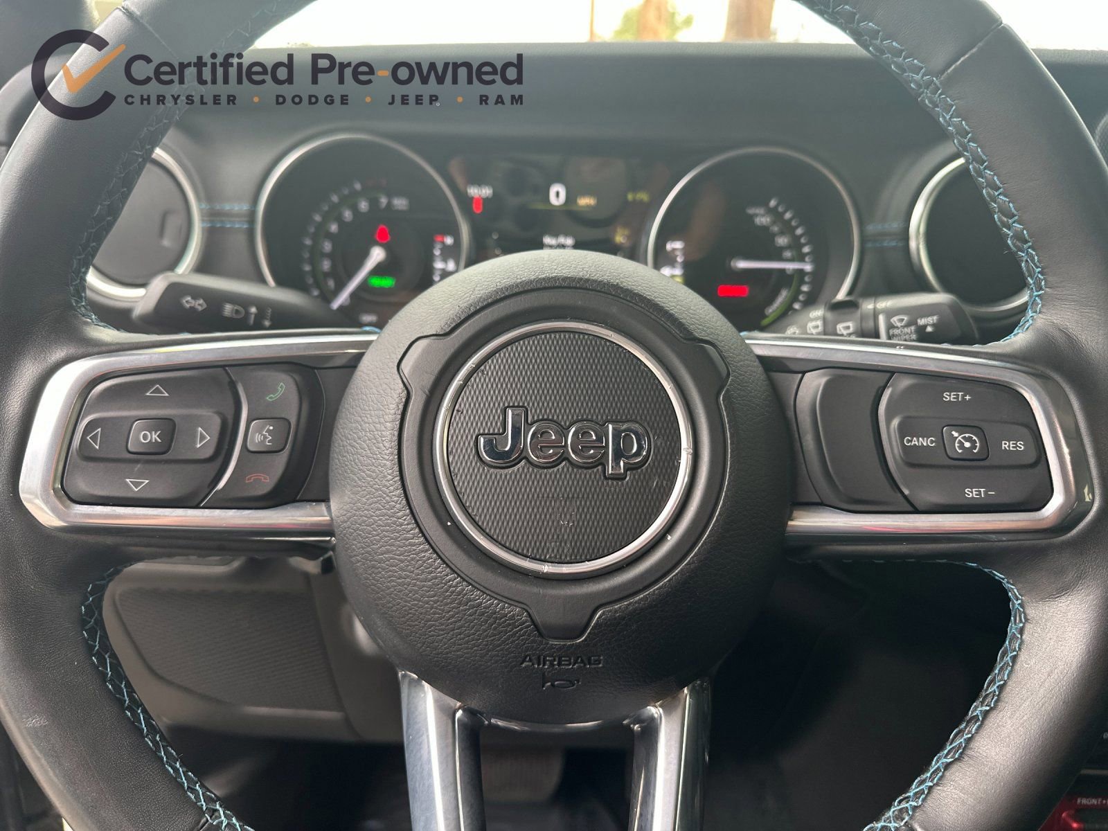 Used 2022 Jeep Wrangler Unlimited Rubicon 4xe w/ Cold Weather Group AWD/4WD image 24