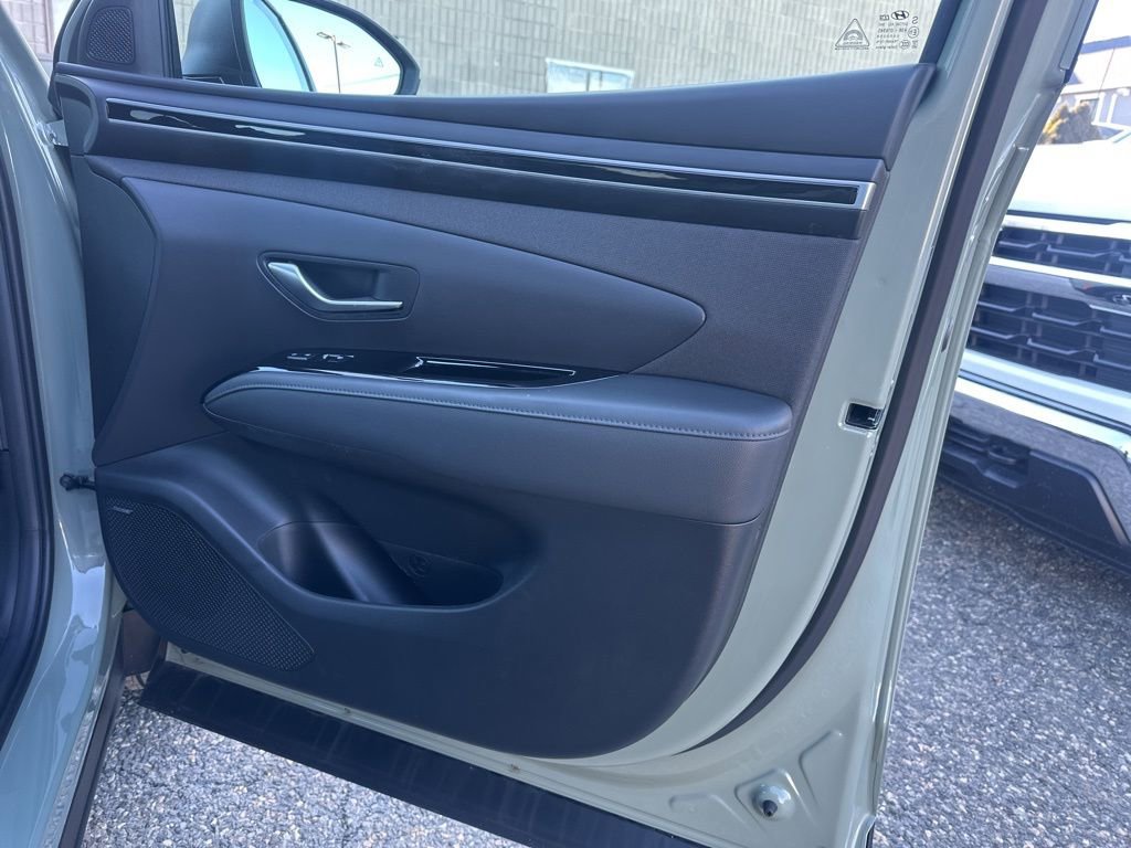 Certified 2024 Hyundai Santa Cruz Limited image 23