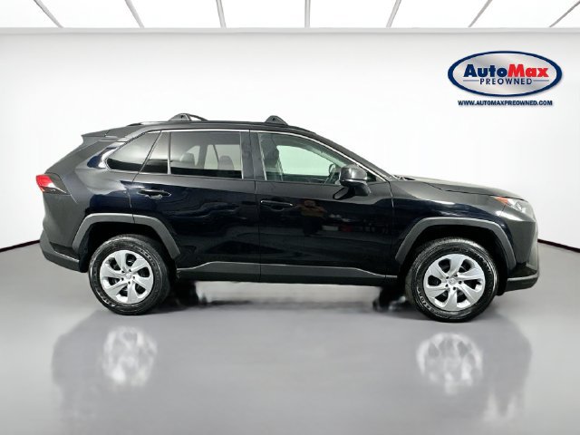 Used 2021 Toyota RAV4 LE AWD/4WD image 7