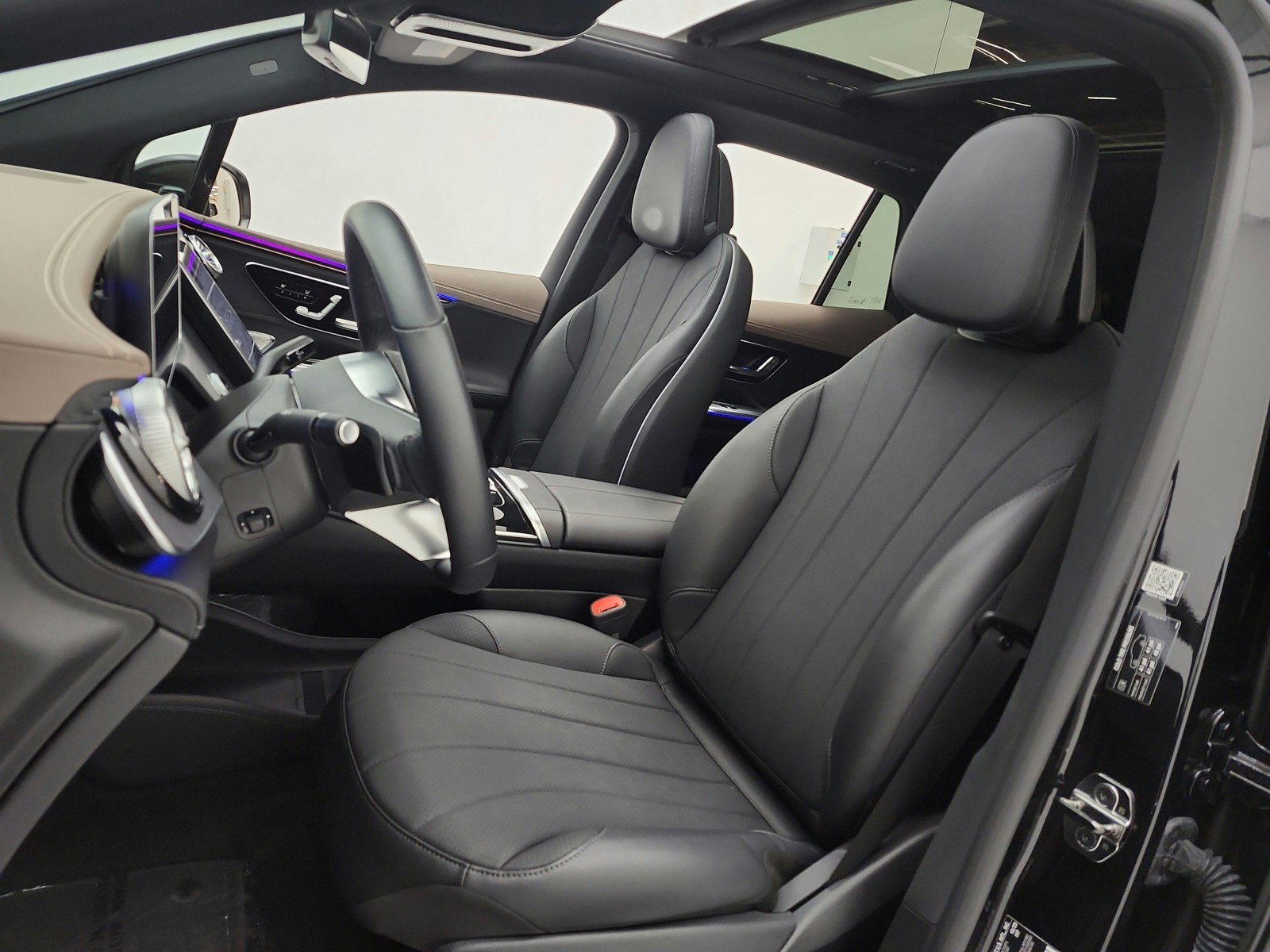 Used 2023 Mercedes-Benz EQE 350+ SUV image 10