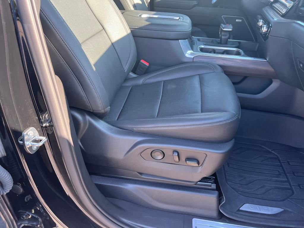 Used 2022 GMC Sierra 1500 SLT w/ SLT Premium Plus Package image 30