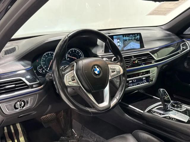 Used 2017 BMW 750i xDrive AWD/4WD image 14