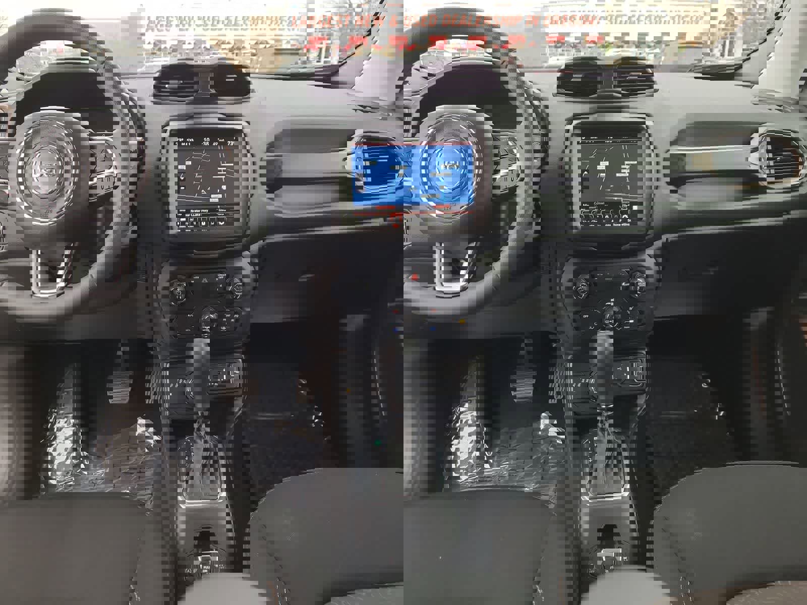 Certified 2023 Jeep Renegade Latitude image 18