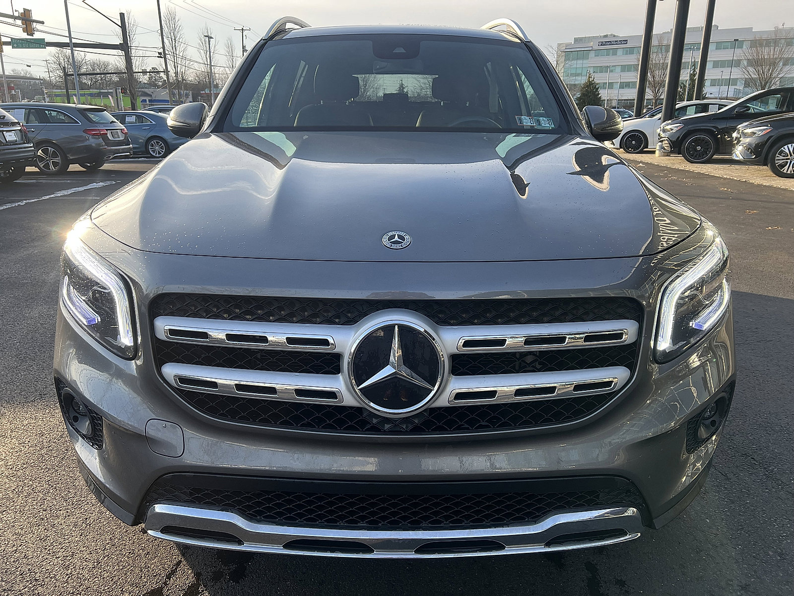 Certified 2022 Mercedes-Benz GLB 250 4MATIC image 2