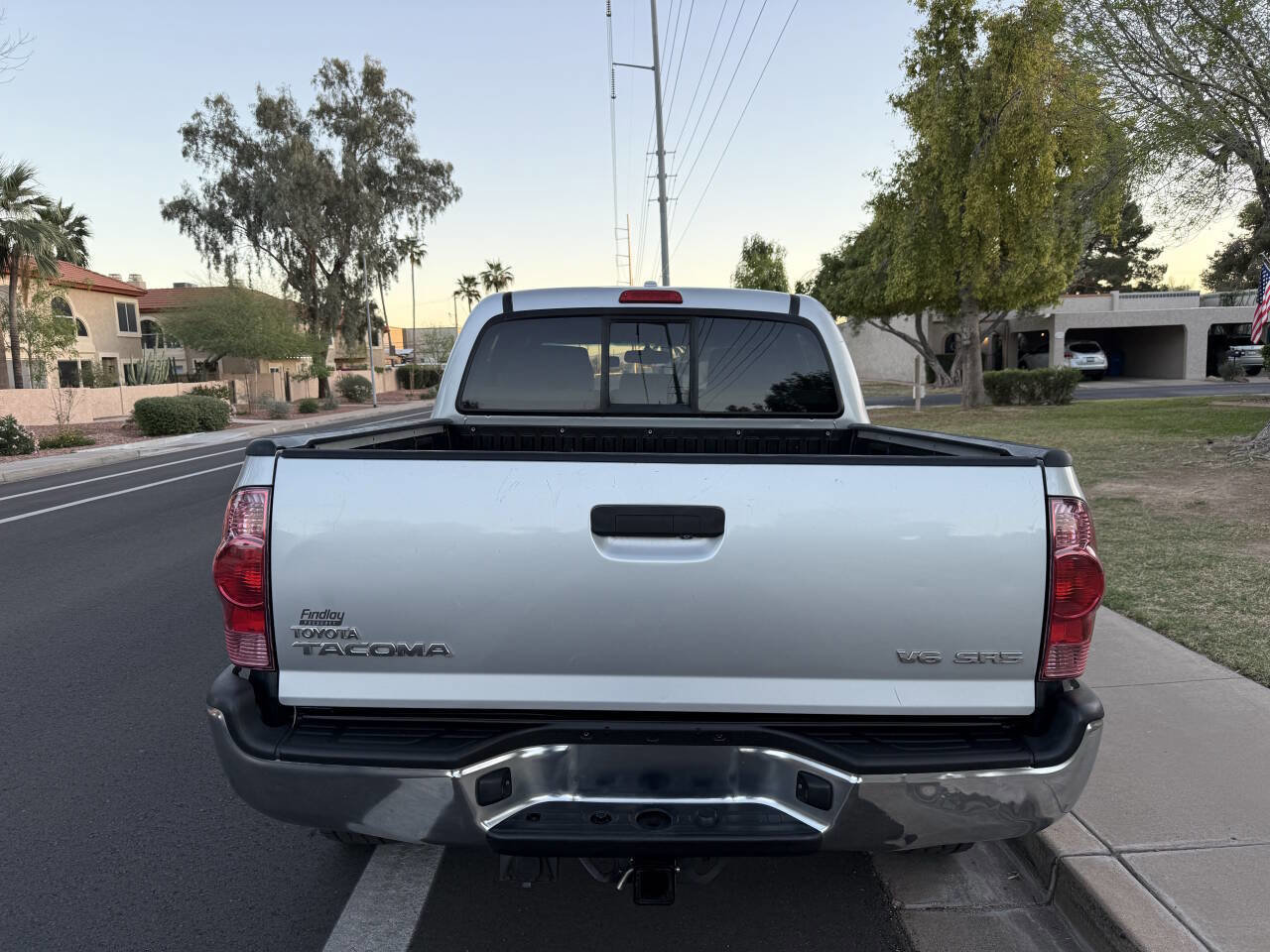 Used 2010 Toyota Tacoma V6 4x4 4dr Double Cab 5.0 ft S image 16