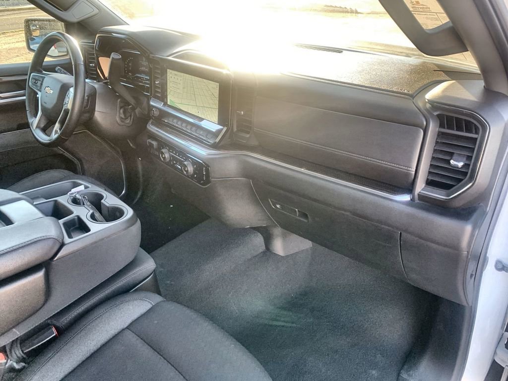 Certified 2025 Chevrolet Silverado 1500 LT image 27