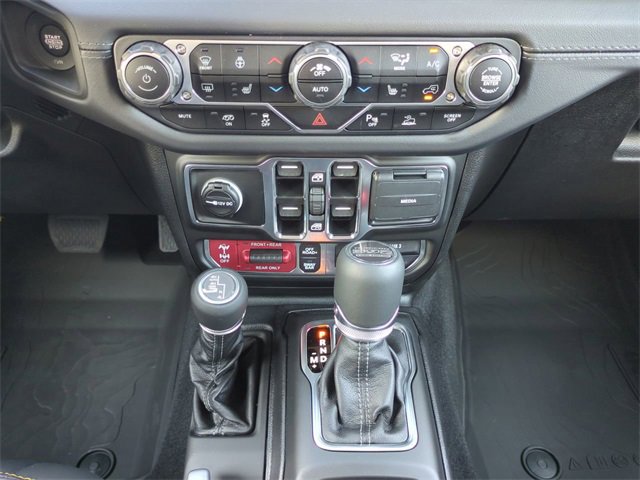 New 2025 Jeep Wrangler Rubicon 392 image 19