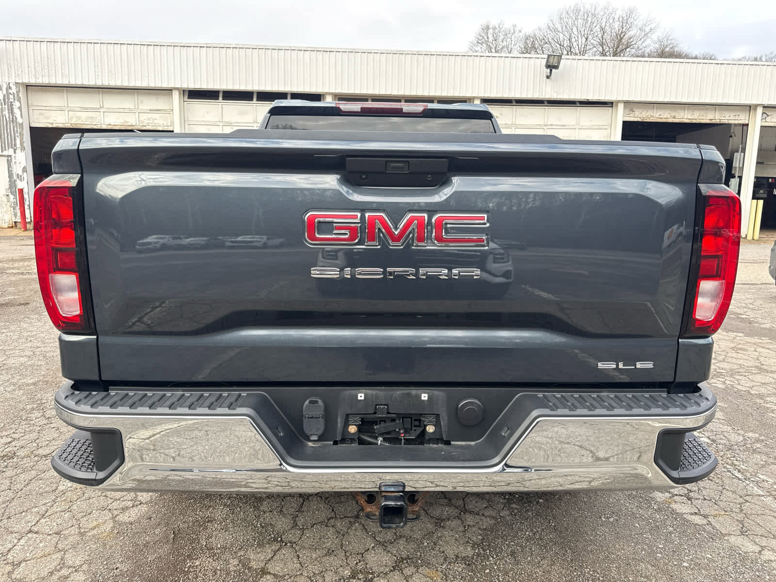 Used 2020 GMC Sierra 1500 SLE w/ SLE Value Package image 6