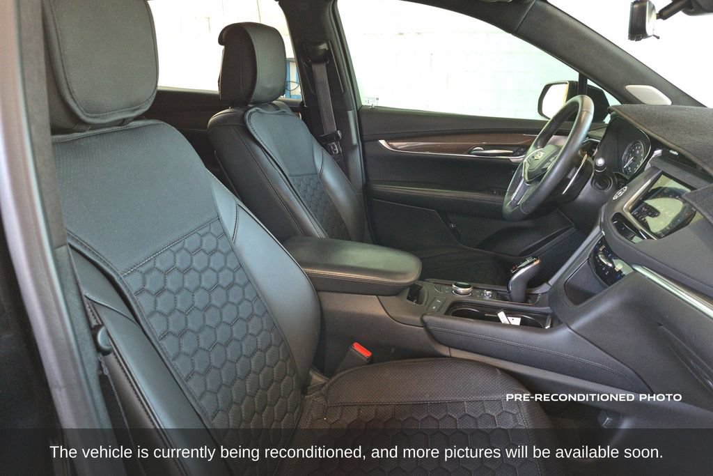 Used 2021 Cadillac XT5 Sportv w/ Platinum Package AWD/4WD image 15