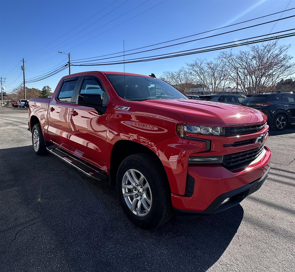 Used 2019 Chevrolet Silverado 1500 RST AWD/4WD image 3