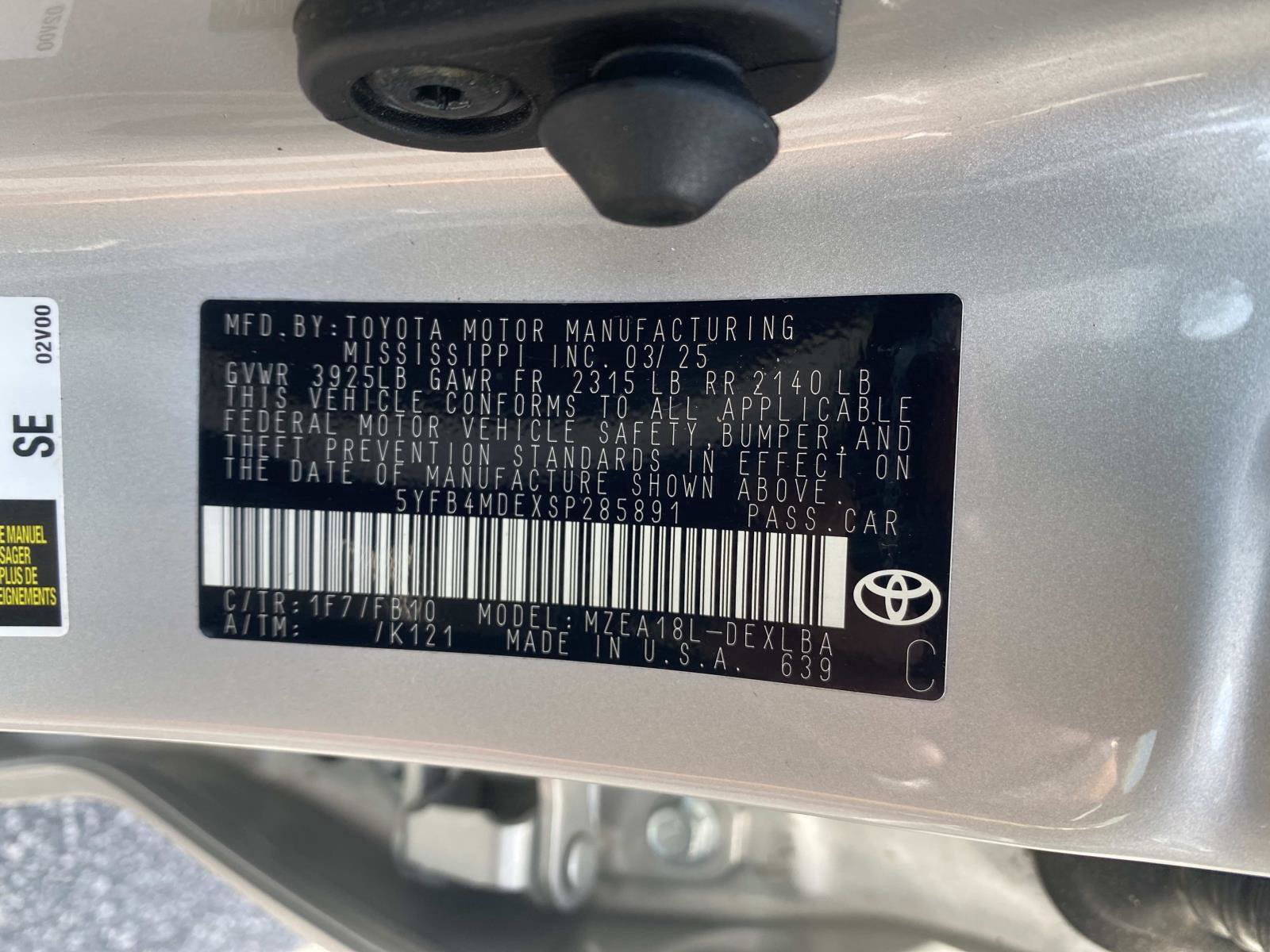 Used 2025 Toyota Corolla LE FWD image 24