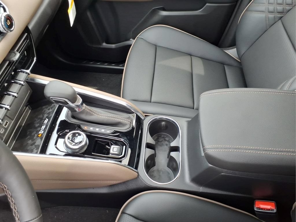 New 2026 GMC Canyon Denali AWD/4WD image 14