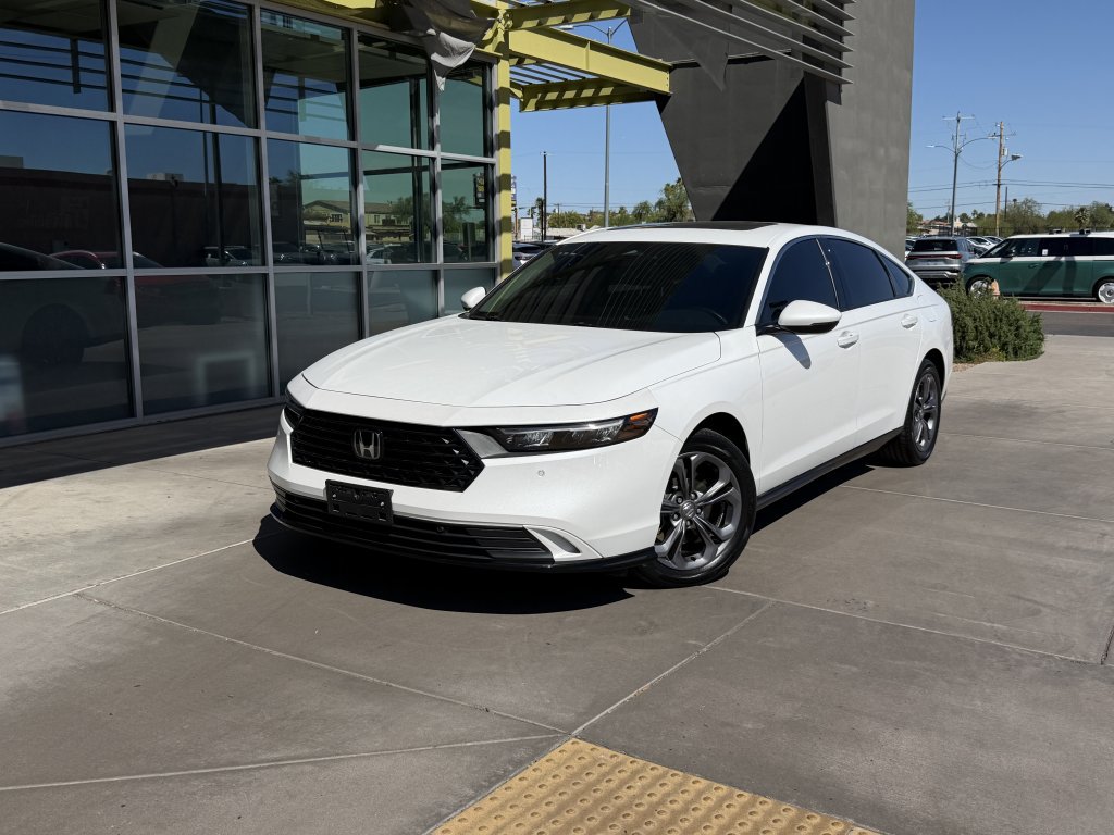 Used 2024 Honda Accord EX-L image 2