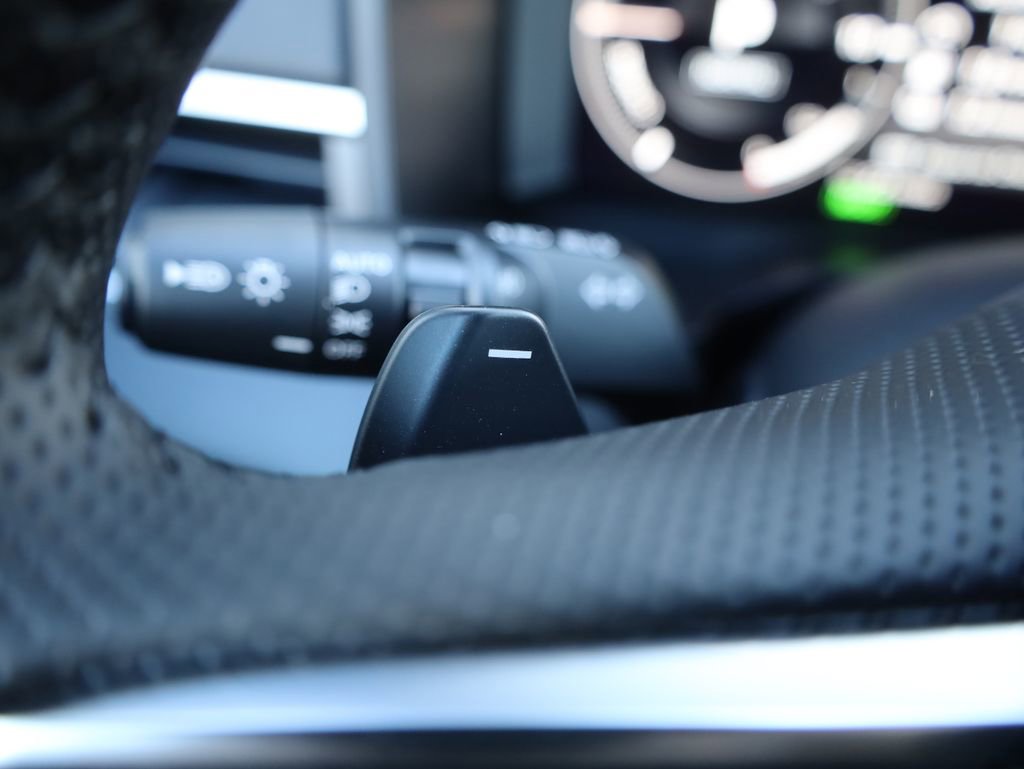 New 2025 Mitsubishi Outlander SE image 49