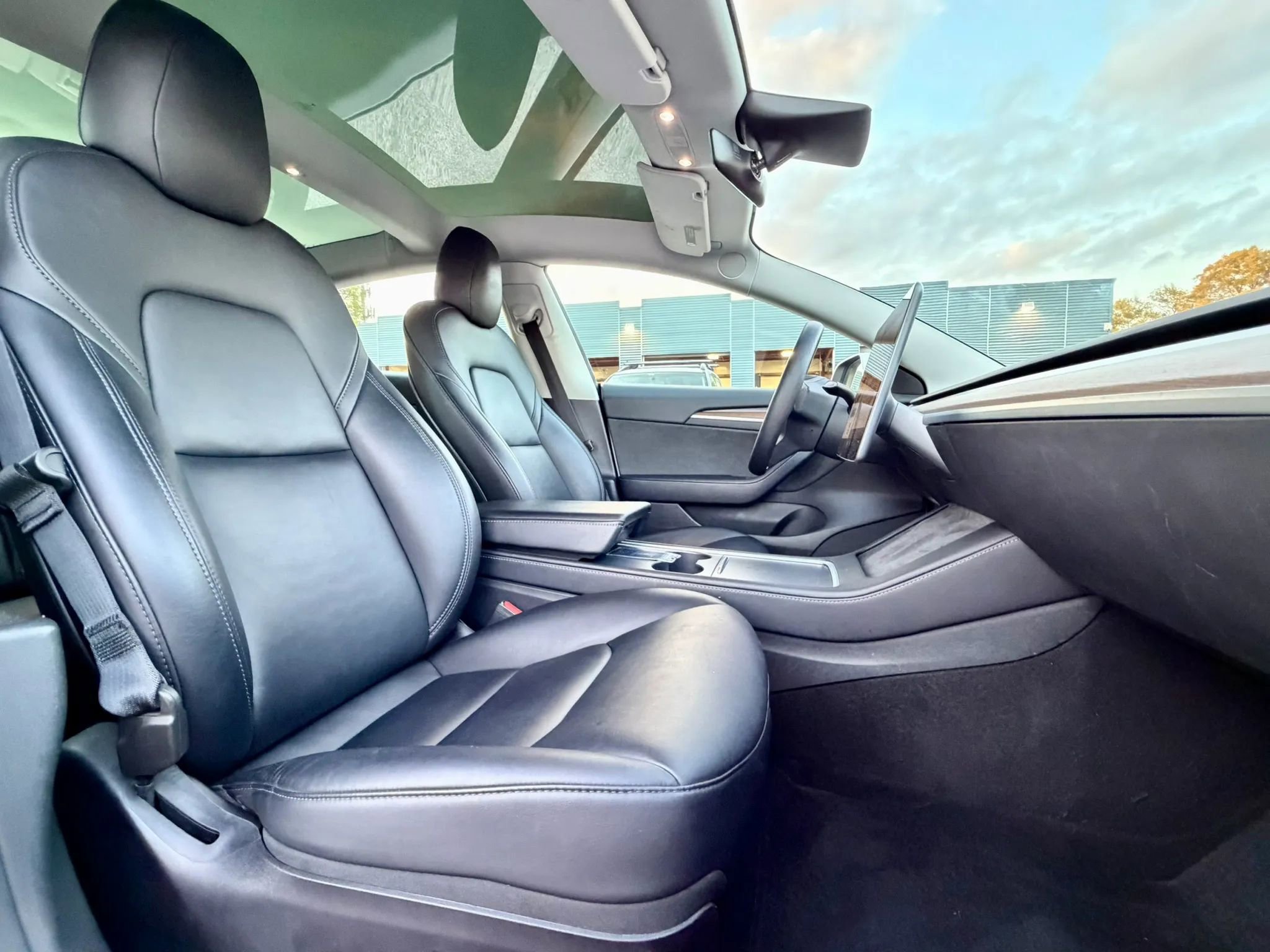 Used 2022 Tesla Model 3 Standard Range RWD image 20