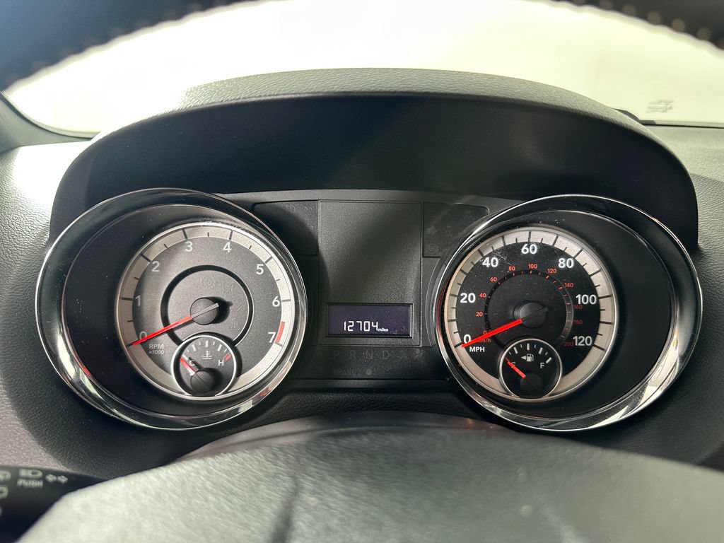 Used 2016 Dodge Grand Caravan SE FWD image 26