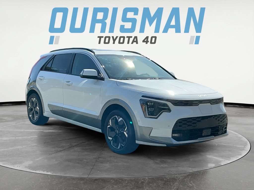 Used 2023 Kia Niro Wave w/ Wave Preserve Package