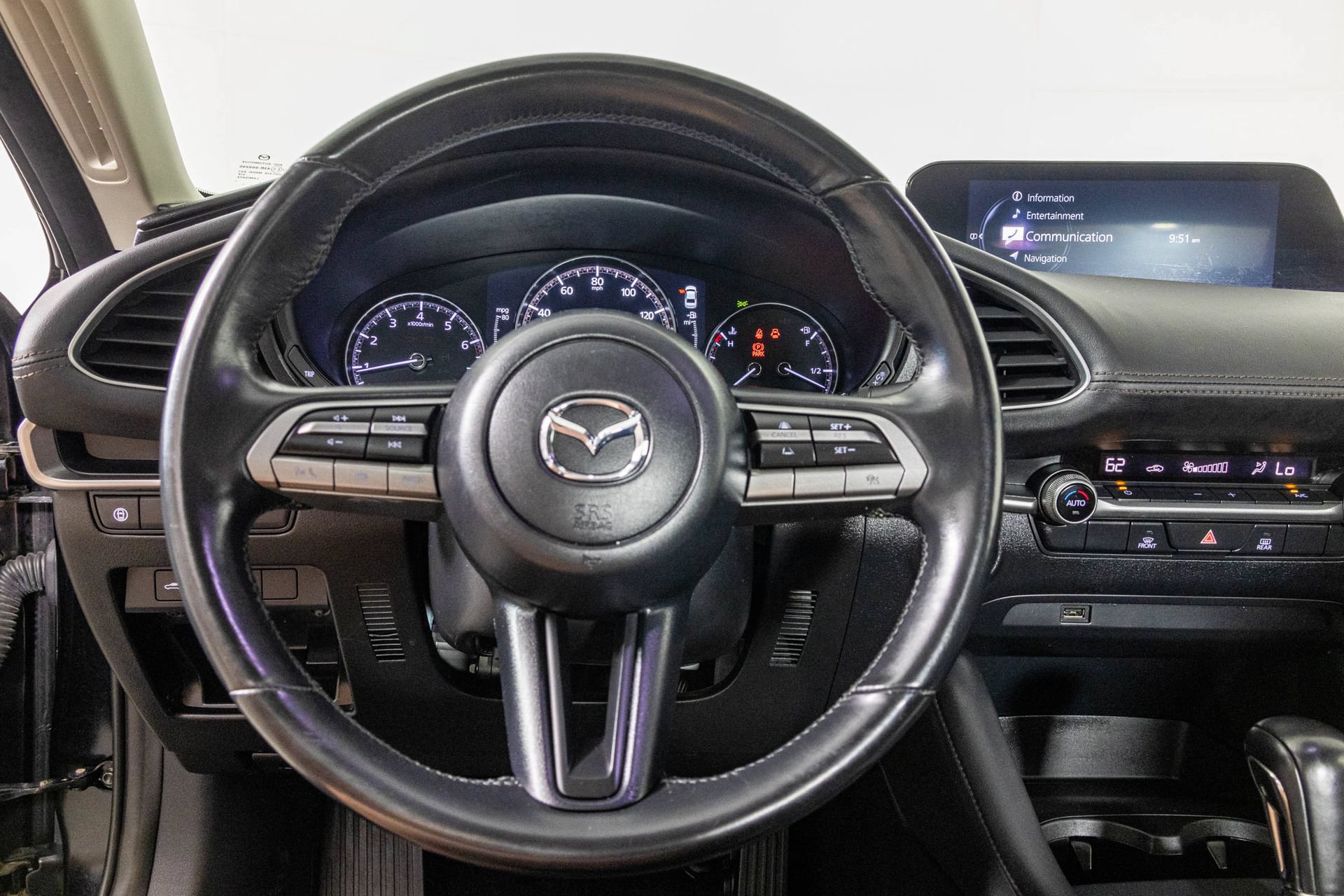 Used 2020 MAZDA MAZDA3 Sedan w/ Select Package FWD image 27